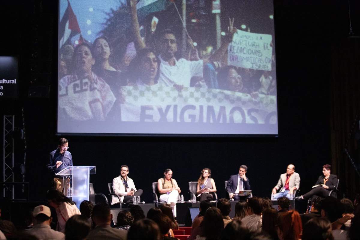 “Hay manual para silenciar a la prensa”: periodistas alertan sobre patrón en México y América Latina