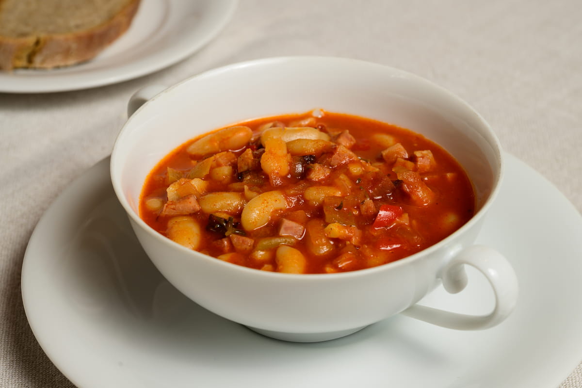 ¿Cómo hacer sopa de habas? La receta favorita de tu abuela