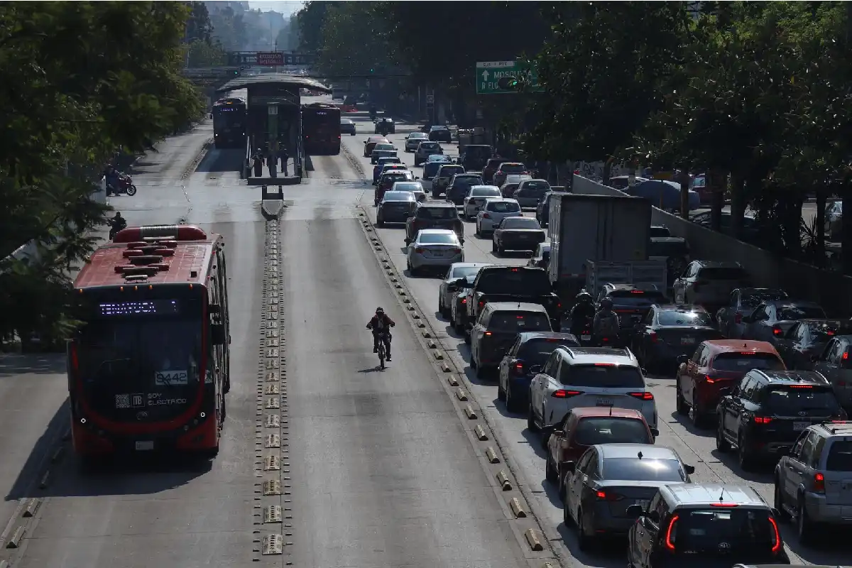 Transporte público en el país movió 257.1 millones en marzo; CDMX concentró 73% y el Metro registró la mayor afluencia