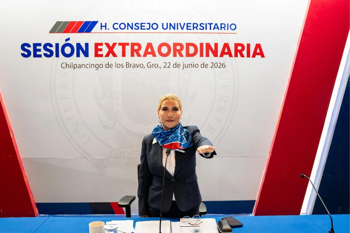Aprueban licencia del rector de la UAGro para buscar gubernatura; Leticia Jiménez lo suple