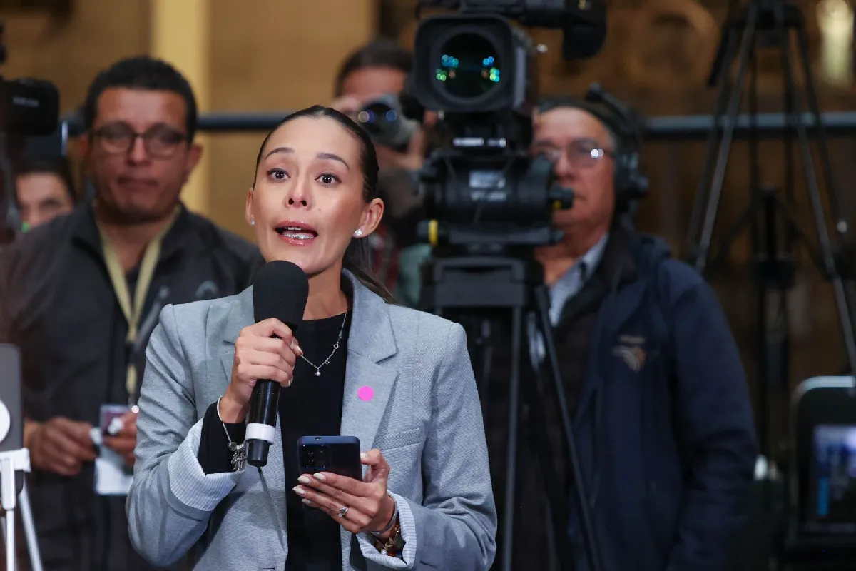 Artículo 19 alerta por acciones de la Marina contra periodistas que documentaban presunto derrame en el río Pánuco
