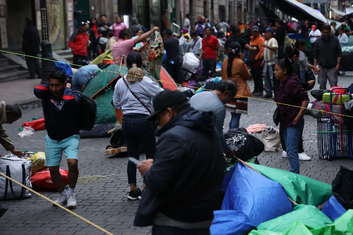 CNTE declara receso y retira campamentos de calles del Centro Histórico; advierten que regresarán 