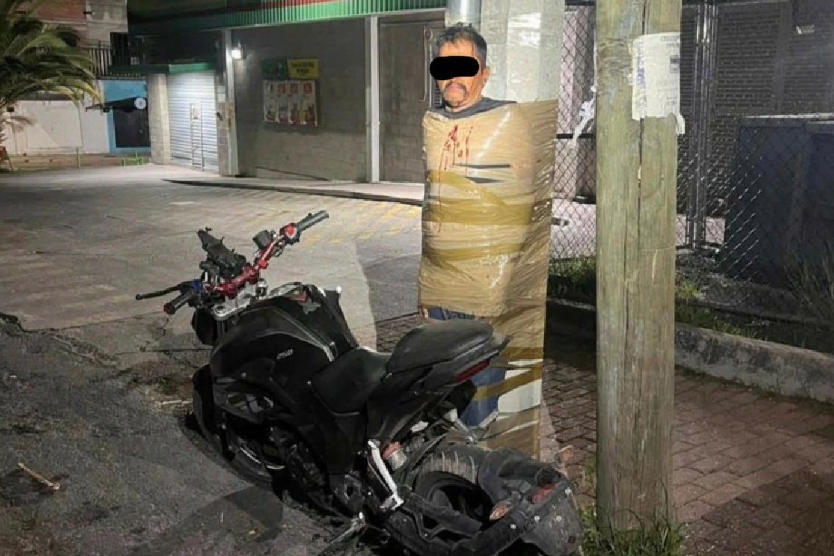Jalisco: investigan casos de personas atadas a postes por presunto robo de motocicletas en Lagos de Moreno