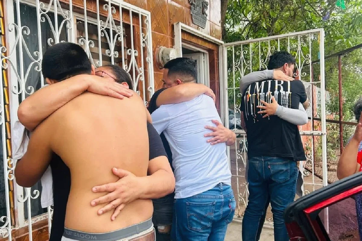 Localizan con vida a integrantes de Bola Costera tras desaparición en carretera de Sinaloa