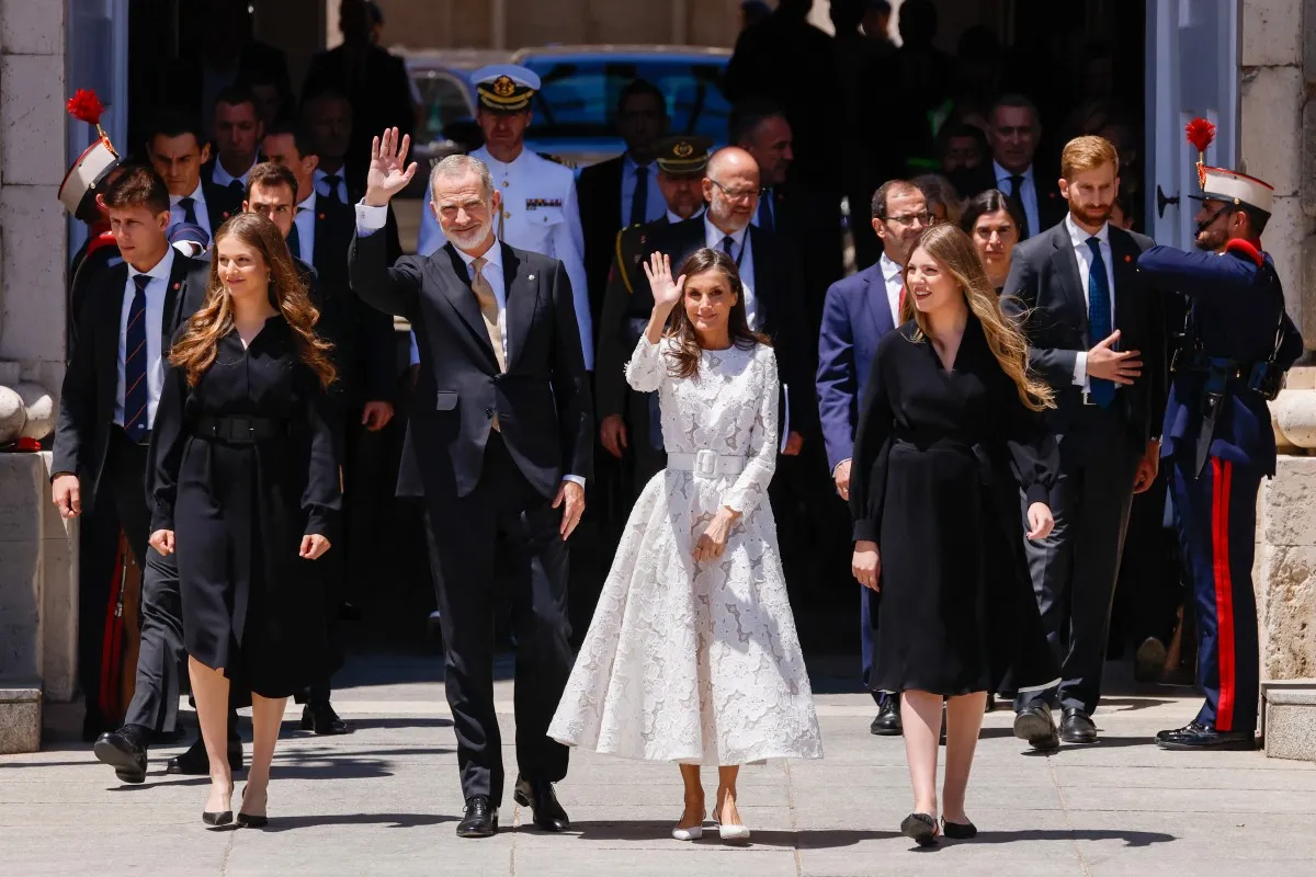 Papa León XIV pide poner fin a “narrativas divisivas y polarizantes” en primera jornada de su visita a España
