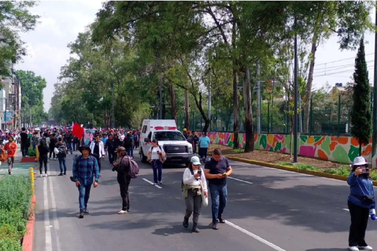 Manifestantes en avenida tlalpan
