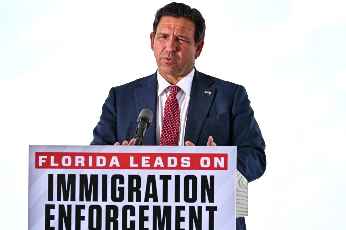 Ron DeSantis gobernador de Florida alligator alcatraz