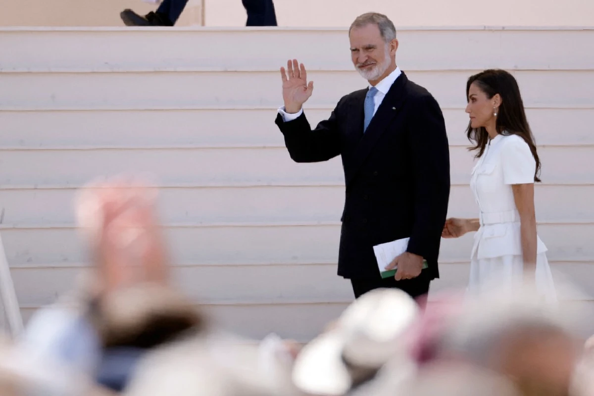 Sheinbaum dijo que las cancillerías de México y España afinan detalles para el encuentro. Foto: AFP