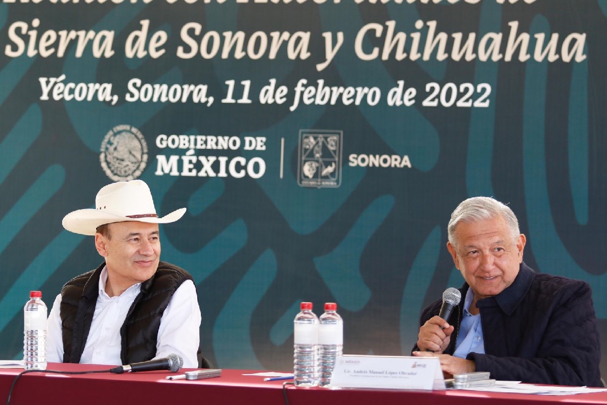 Alfonso Durazo, gobernador de Sonora, y Andrés Manuel López Obrador.