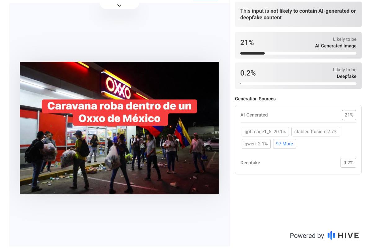 En redes sociales, circula una imagen que supuestamente muestra a personas migrantes robando un Oxxo. Sin embargo, se trata de desinformación. 