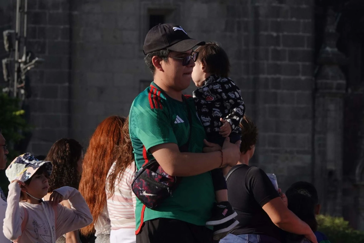 Hombres que cuidan: “La sociedad no está lista para que seamos los padres quienes cuidemos a los niños”