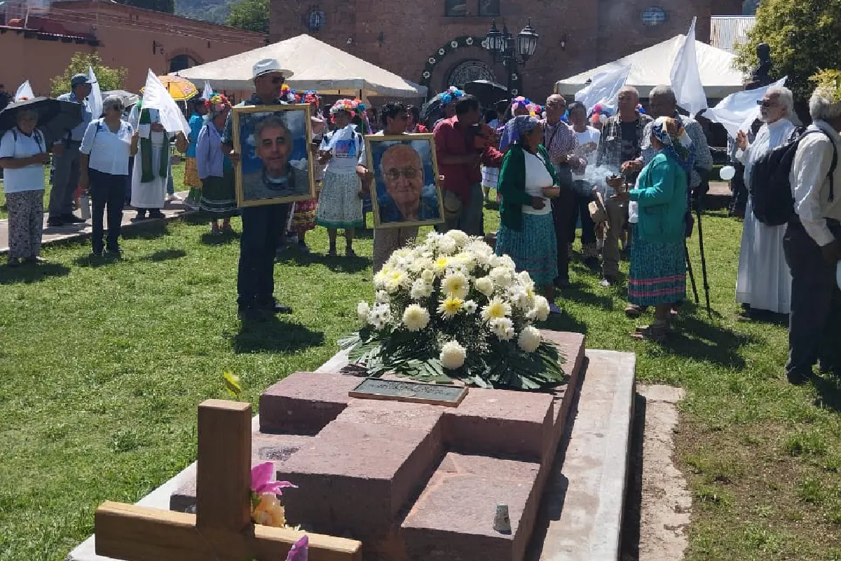 homenaje cerocahui sacerdotes asesinados
