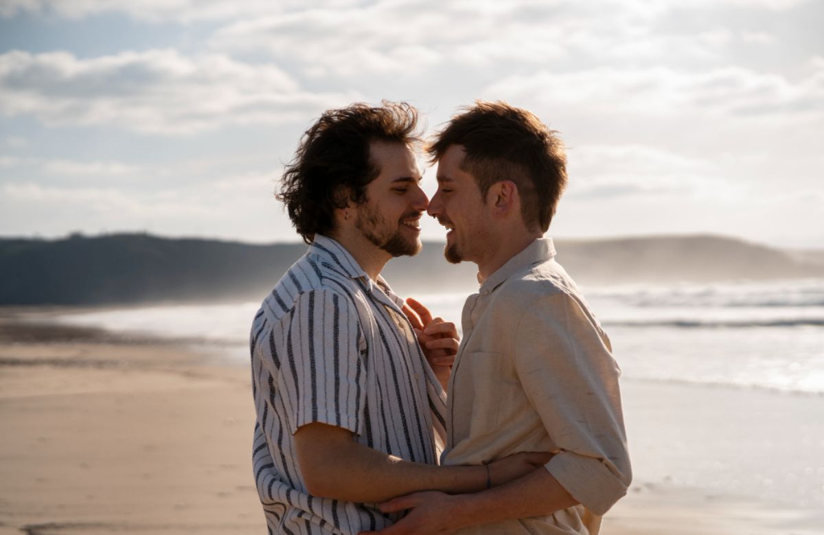 lgbtq citas apps reporte 2026 hinge