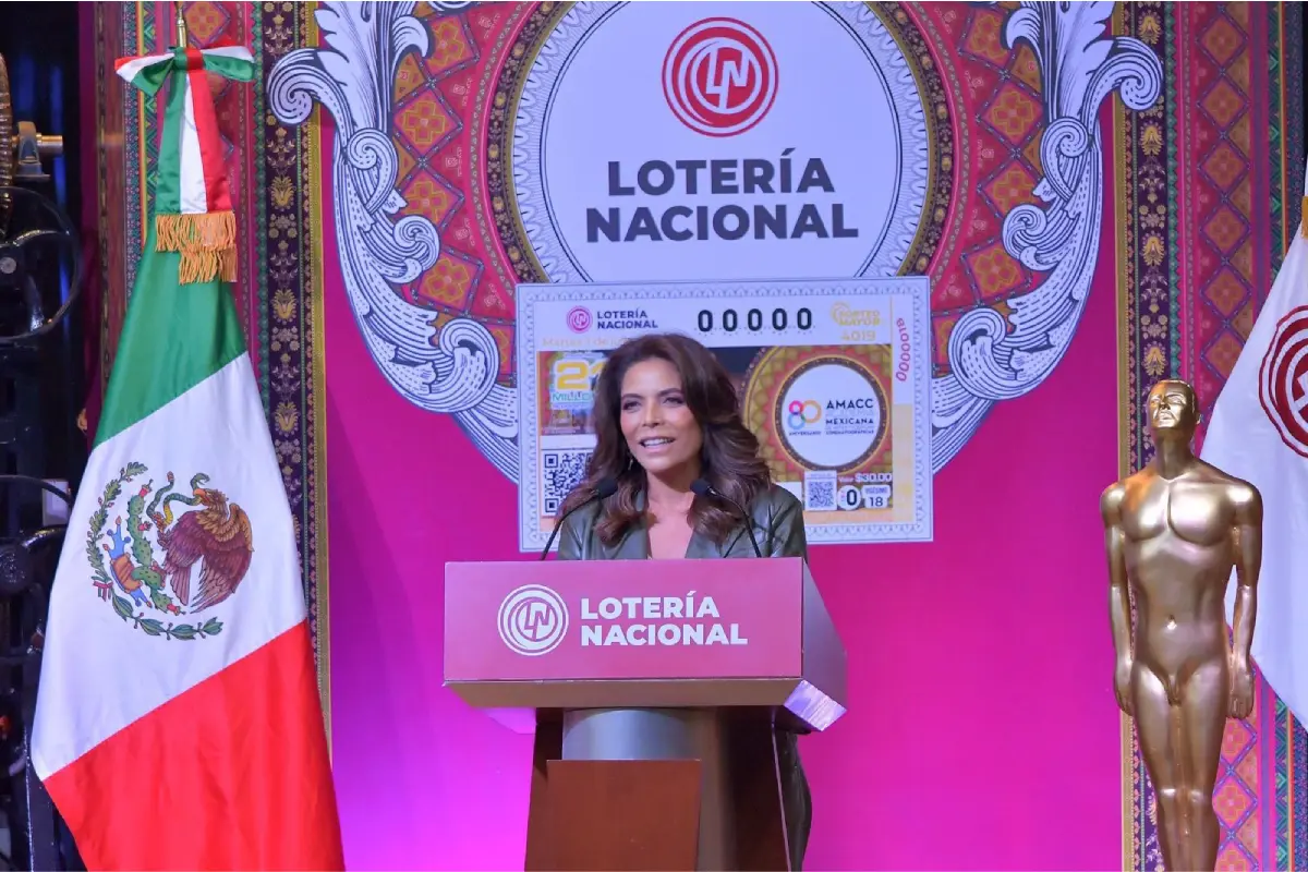 Con billete conmemorativo, Lotería Nacional rinde homenaje a la Academia Mexicana de Artes y Ciencias Cinematográficas por su 80 Aniversario