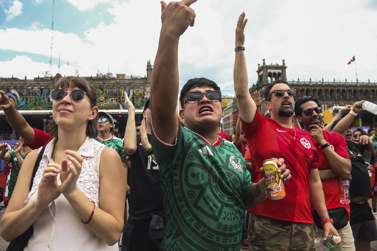 Afirma especialista que es posible vivir la pasión futbolística sin que el fanatismo anule la empatía