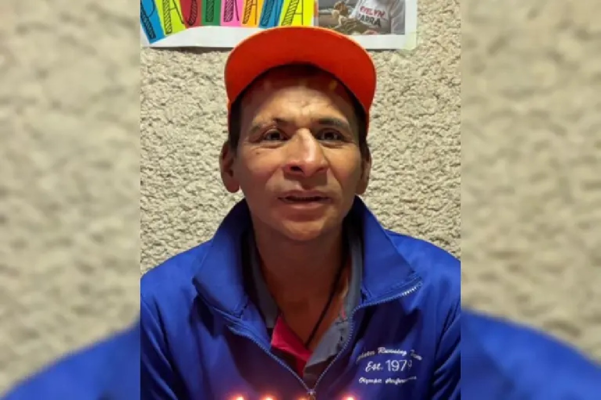 Jaime fue golpeado e incendiado por dos personas en la alcaldía Venustiano Carranza