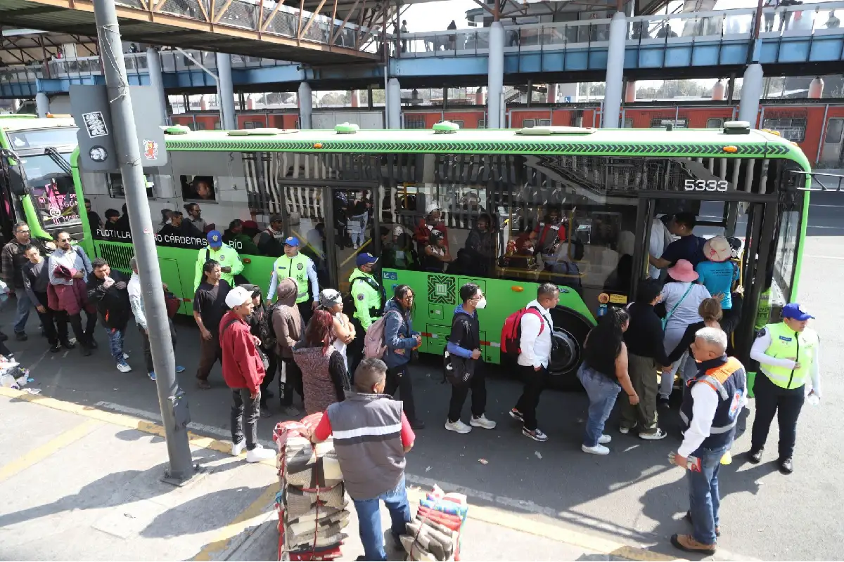 Movilizaciones afectan AICM y Tlalpan: estas son las rutas alternas y cambios al transporte