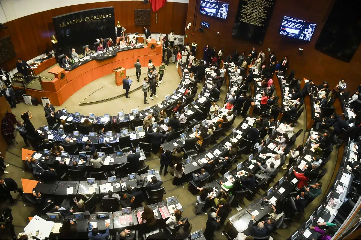 Al menos siete senadores solicitan licencia para buscar una gubernatura en 2027