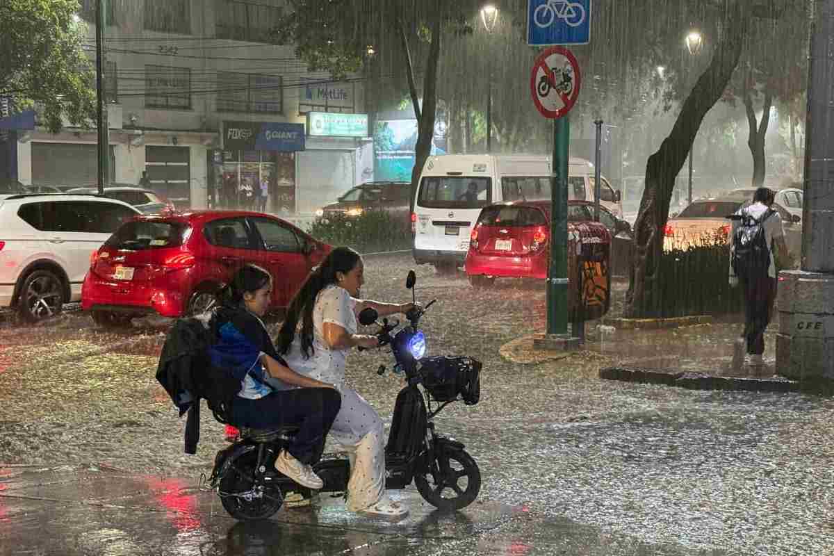 tormenta-atipica-cuajimalpa-granizo-deslaves-4