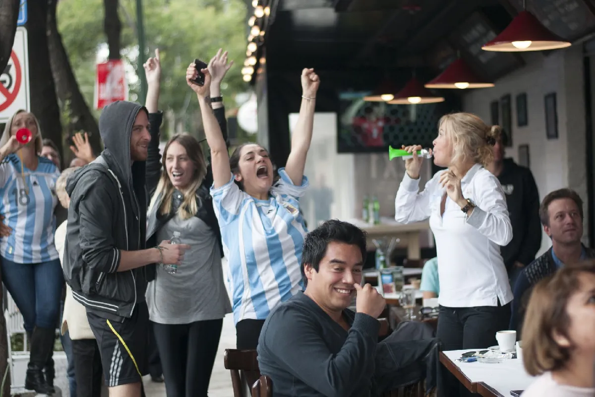 ¿Tienes un negocio y quieres transmitir los partidos del Mundial 2026? IMPI aclara si habrá sanciones