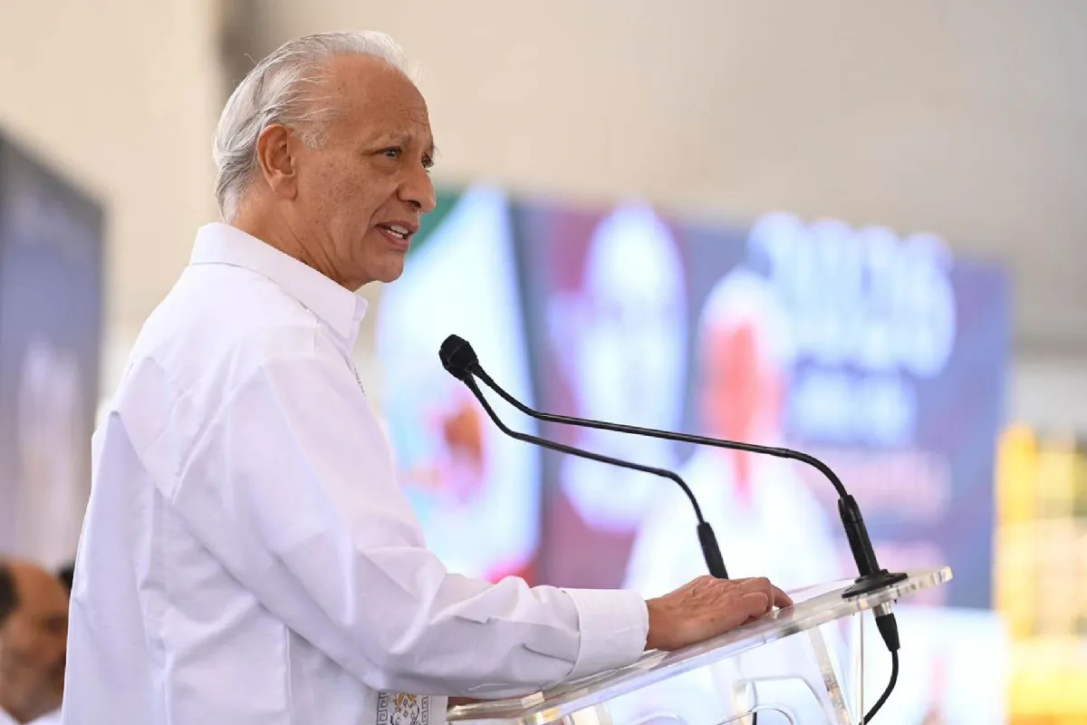 Dan prisión preventiva a exdirector de Pemex, por violencia familiar