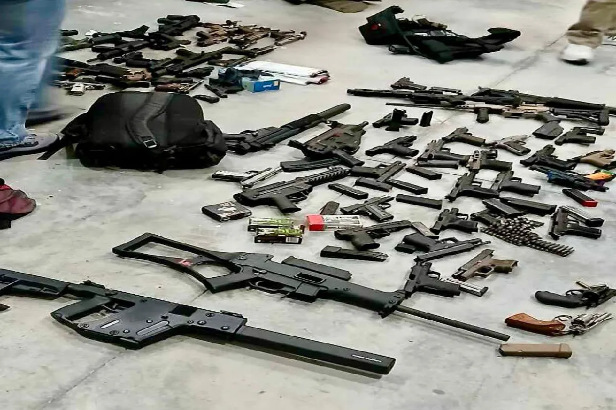 EU-decomisa-cargamento-de-armas-en-Carolina-del-Norte-y-que-serian-enviadas-a-Mexico-2.webp