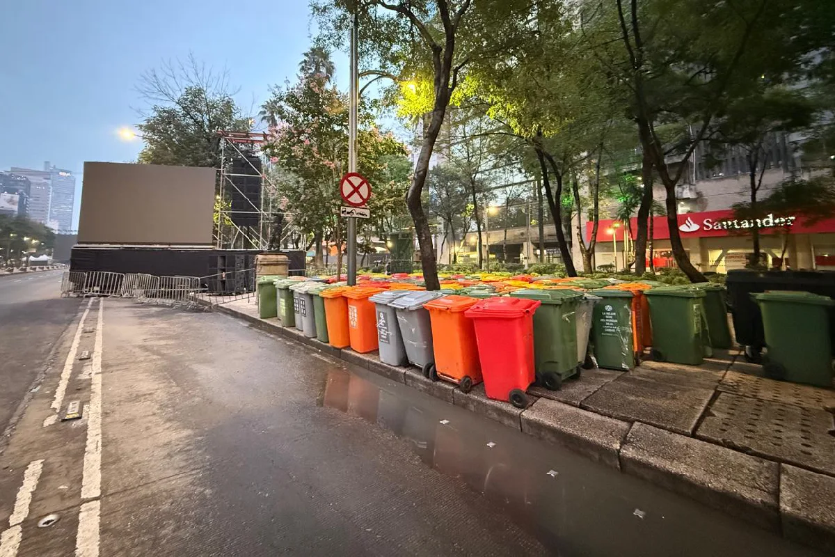 “Hay que estar en las buenas y en las malas”; Paseo de la Reforma se despide del sueño y la fiesta mundialista