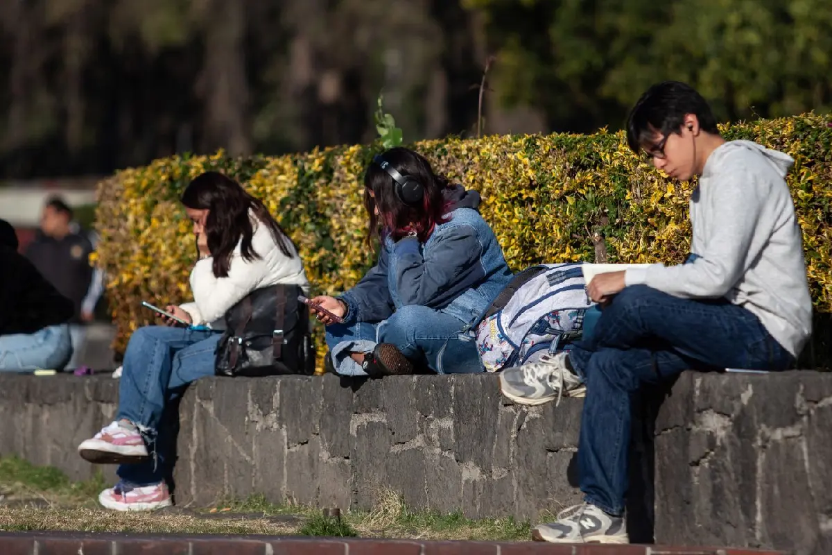 Sheinbaum becas universitarios Zacatecas