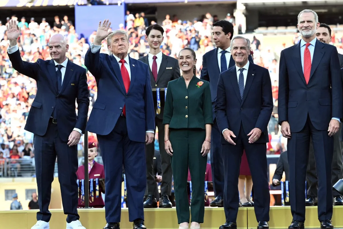 Sheinbaum presente en premiación del Mundial