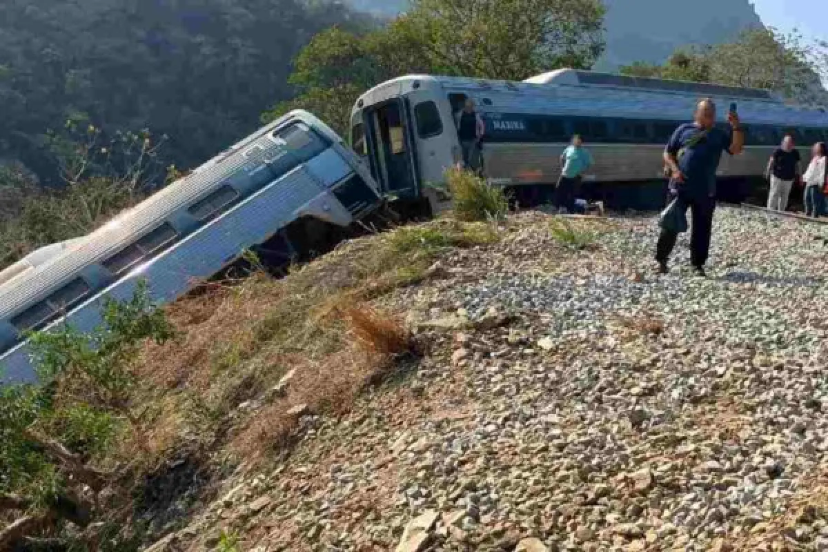 Tren Interoceánico descarrila, de nuevo, en Oaxaca; no hay lesionados