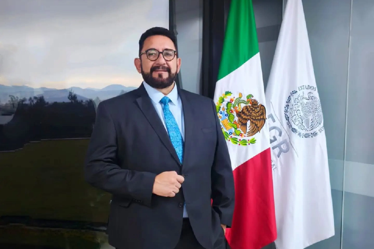 Ulises Lara descarta ilegalidades tras renunciar a la FGR