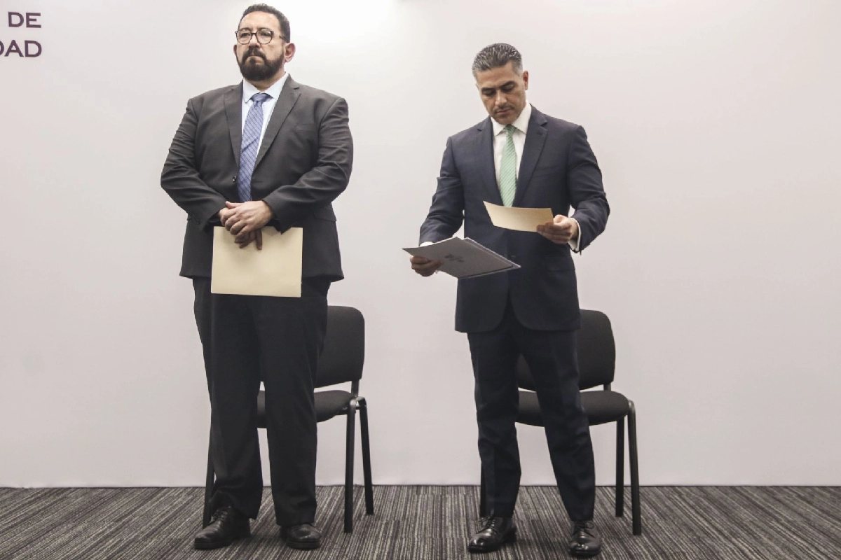 Ulises Lara descarta ilegalidades tras renunciar a la FGR