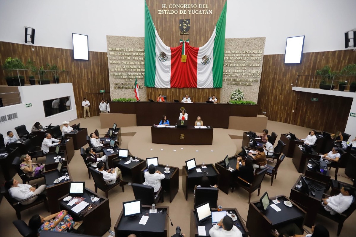 Solo bajo presiones y el amago de una multa, los diputados de Yucatán completaron las reformas para despenalizar el aborto