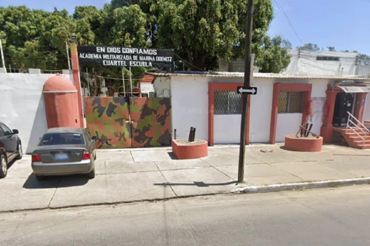 academia militarizada doenitz tamaulipas dafne zapata