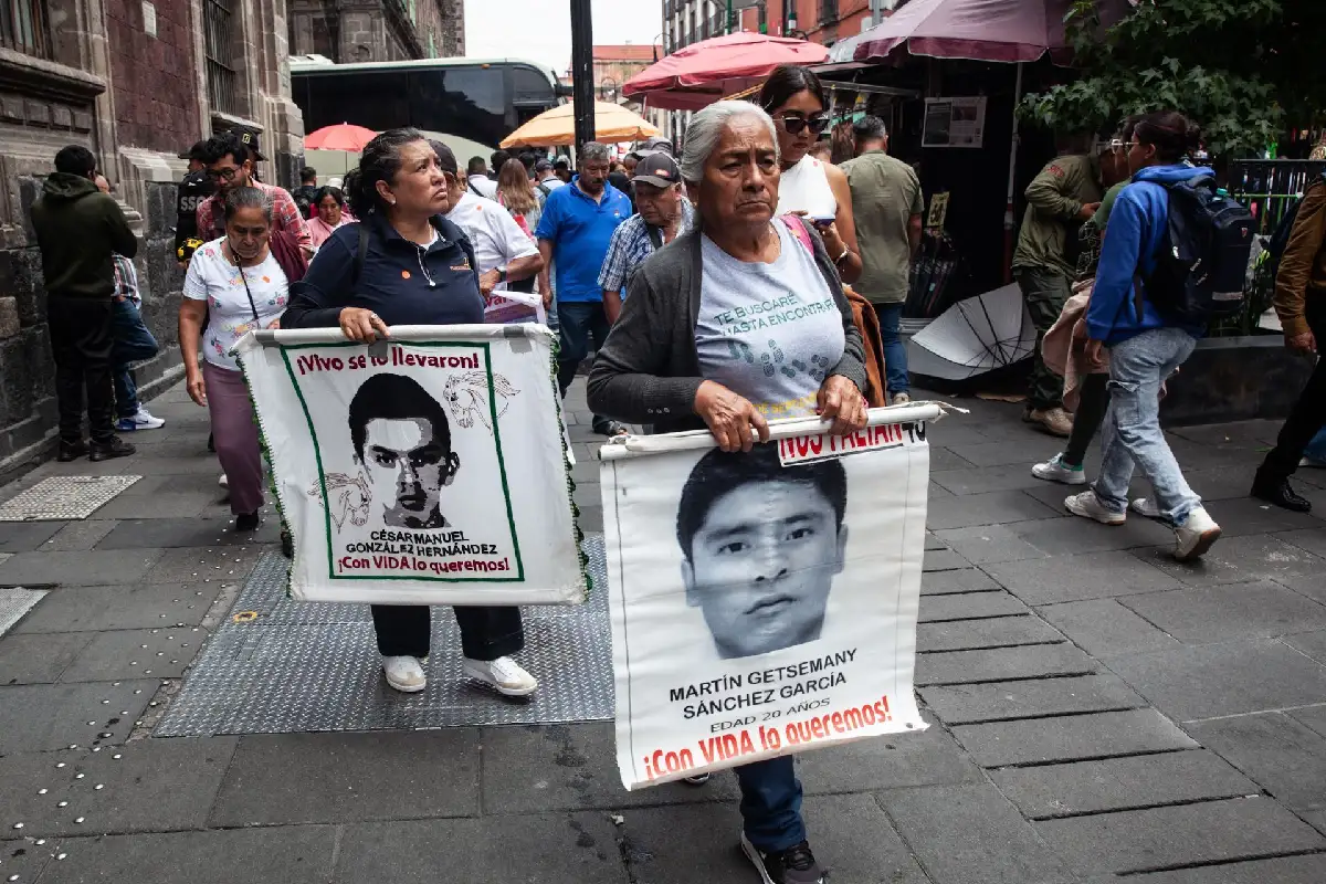 Extitular del caso Ayotzinapa en CNDH acusa que recomendación busca proteger a funcionarios