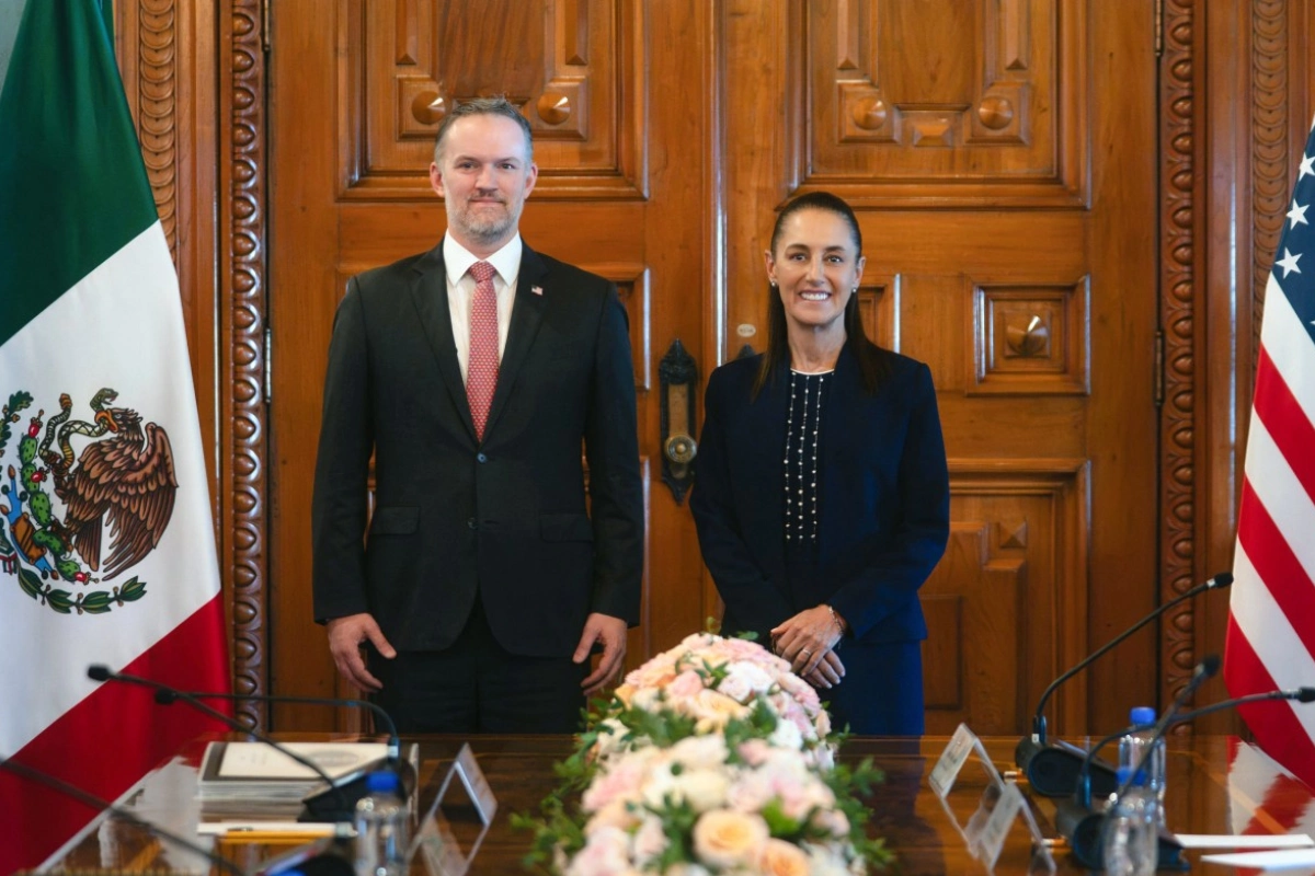 Ambos funcionarios acordaron fortalecer la manufactura de Norteamérica y proteger sus cadenas de suministro.