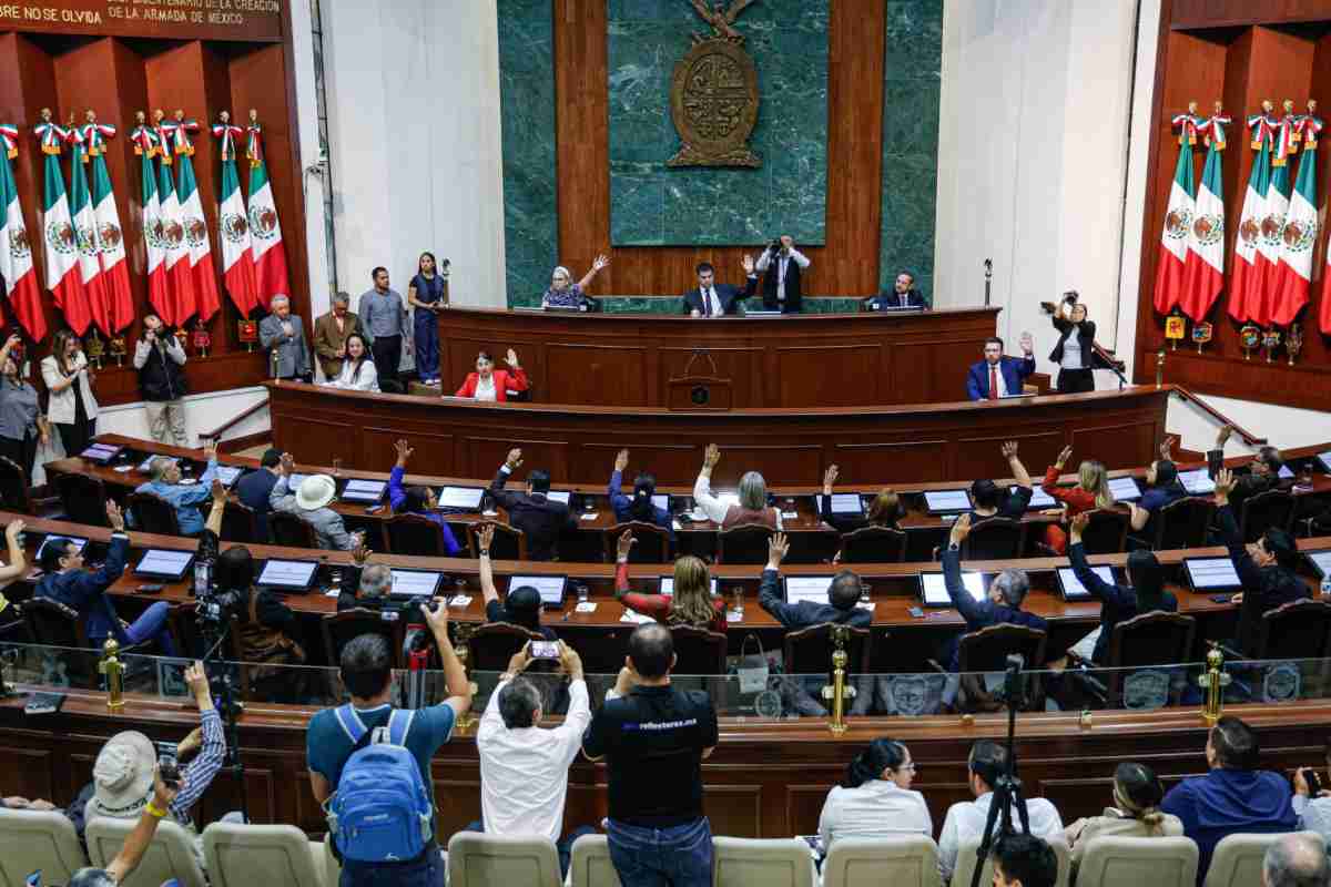 La reforma aprobada por el Poder Legislativo estatal también contempla un control financiero interno, el cual establece un tope fijo para su presupuesto anual basado en los egresos de Sinaloa.