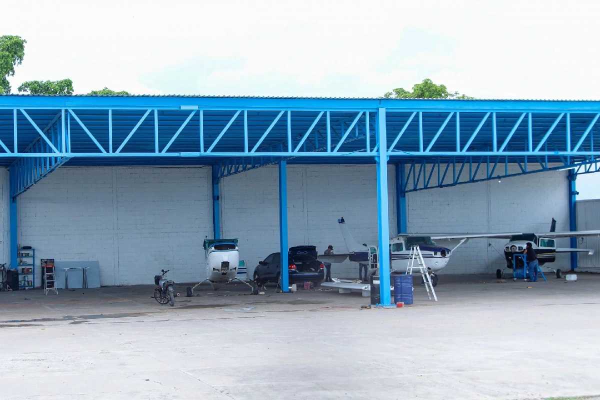 Aeródromo de donde supuestamente despegó la aeronave que transportó a Ismael “El Mayo” Zambada García a Estados Unidos (Foto: Archivo Cuartoscuro)
