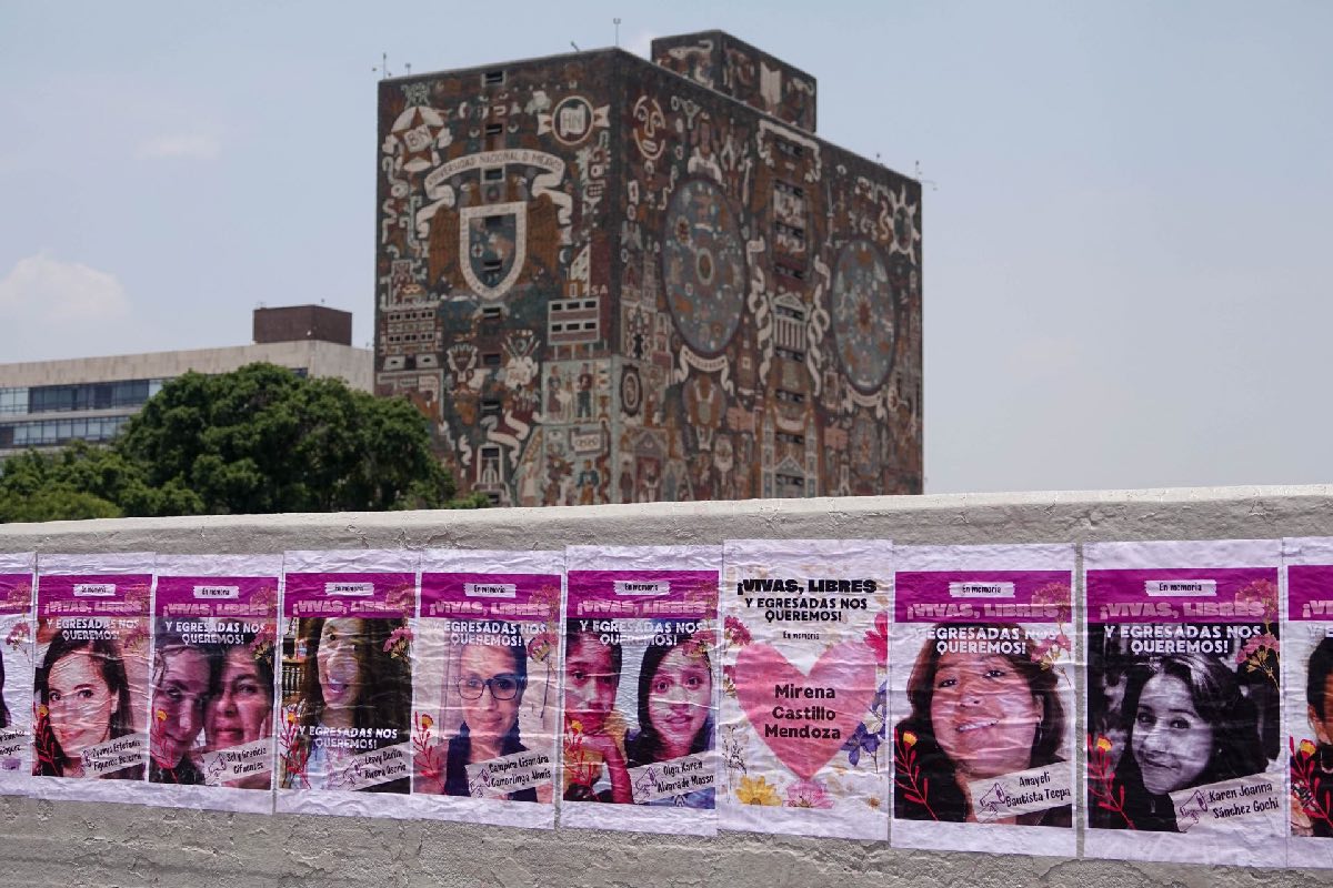 Lesvy fue víctima de feminicidio: su cuerpo fue encontrado junto a la cabina telefónica ubicada en la Facultad de Ingeniería de la UNAM el 3 de mayo de 2017; en 2025 su madre Araceli Osorio, madres buscadoras y estudiantes realizaron una caminata en su memoria