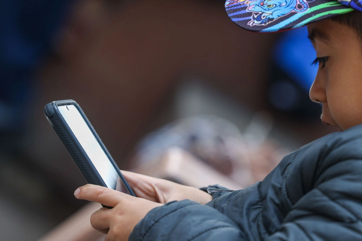 El 90 % de la población infantil y adolescente habita de manera permanente en entornos digitales