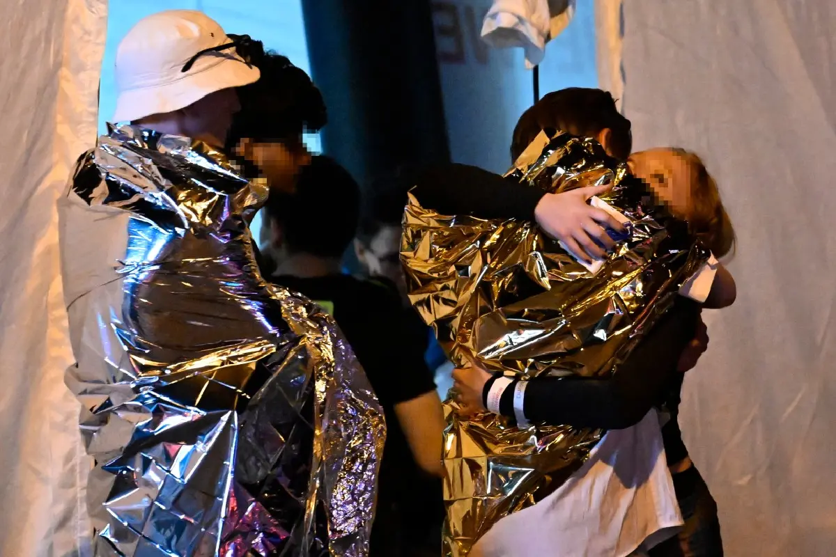Vehículo arrolla a asistentes del Orgullo en Berlín; hay un muerto
