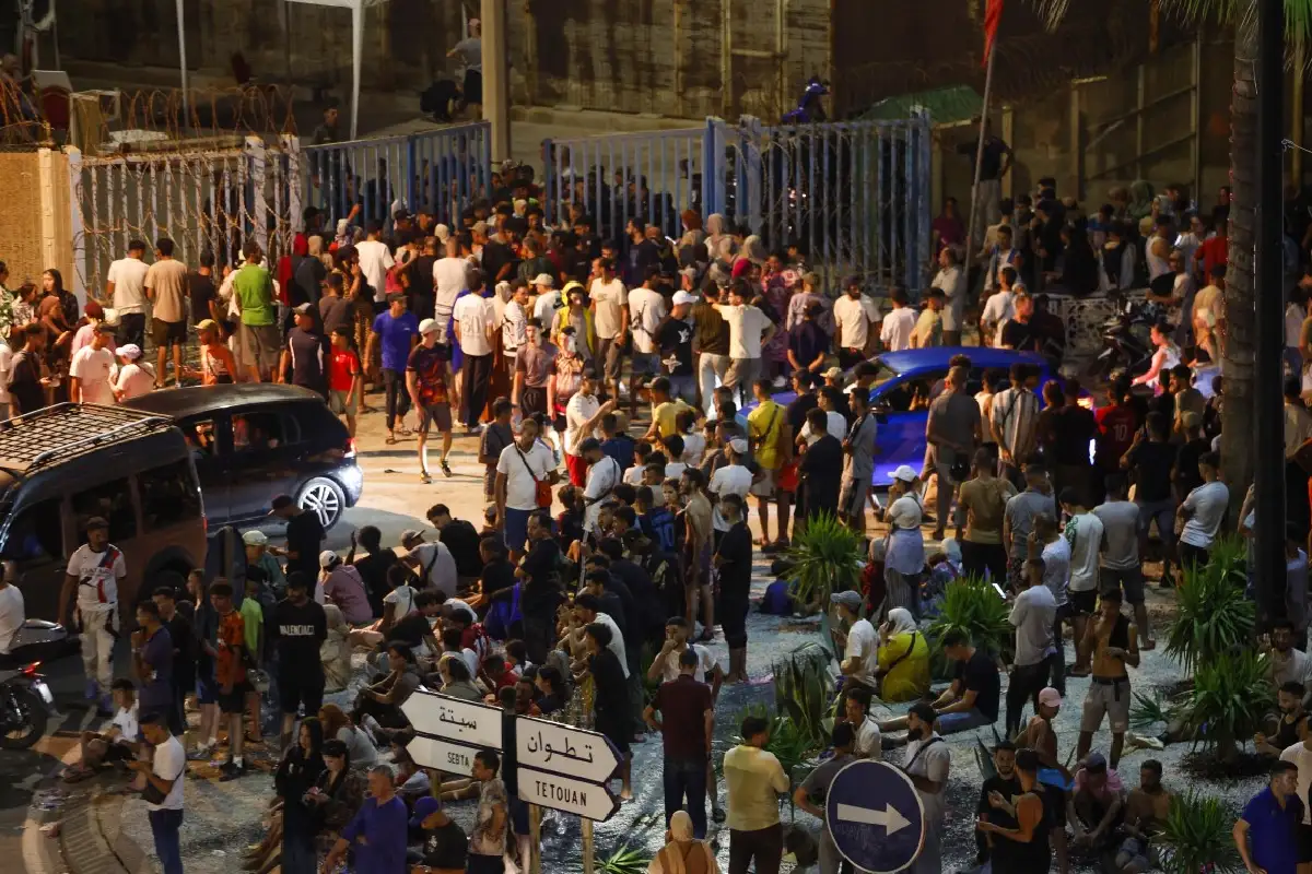 España: al menos 15 migrantes mueren tras intentar cruzar nadando desde Marruecos