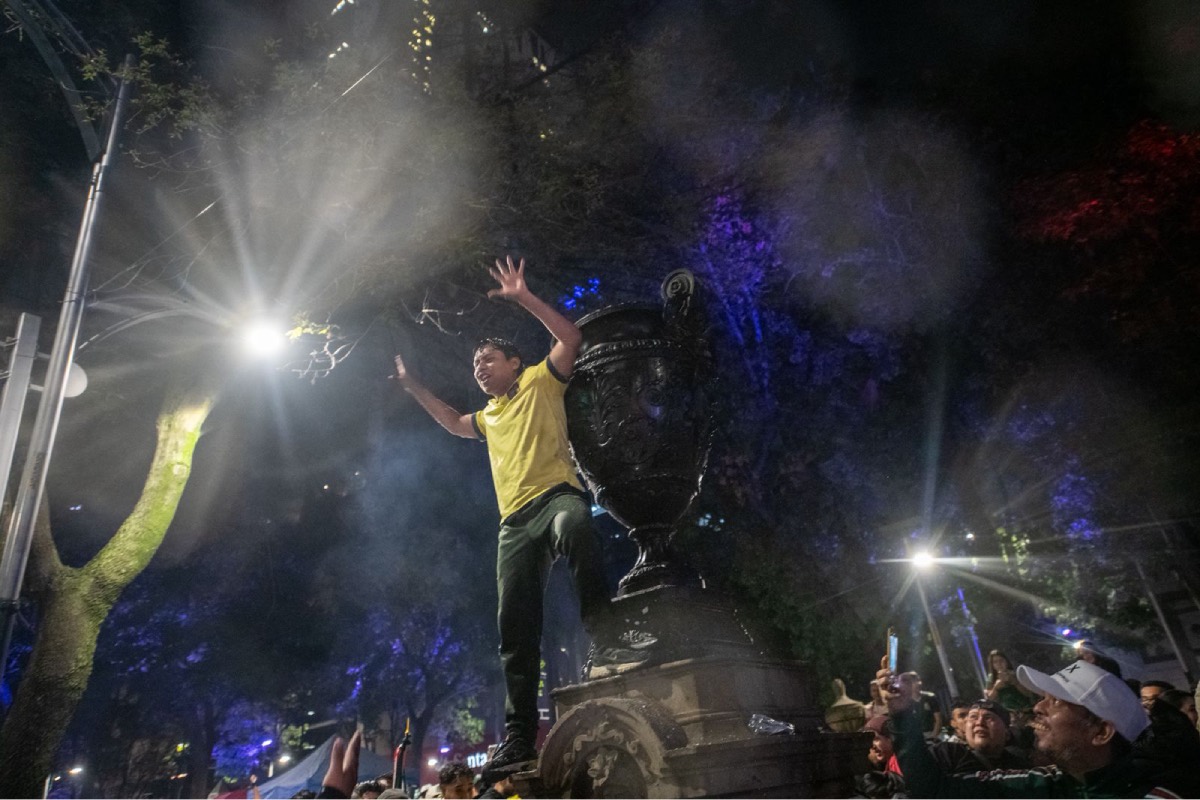 La celebración por el triunfo de la selección, fuera de control