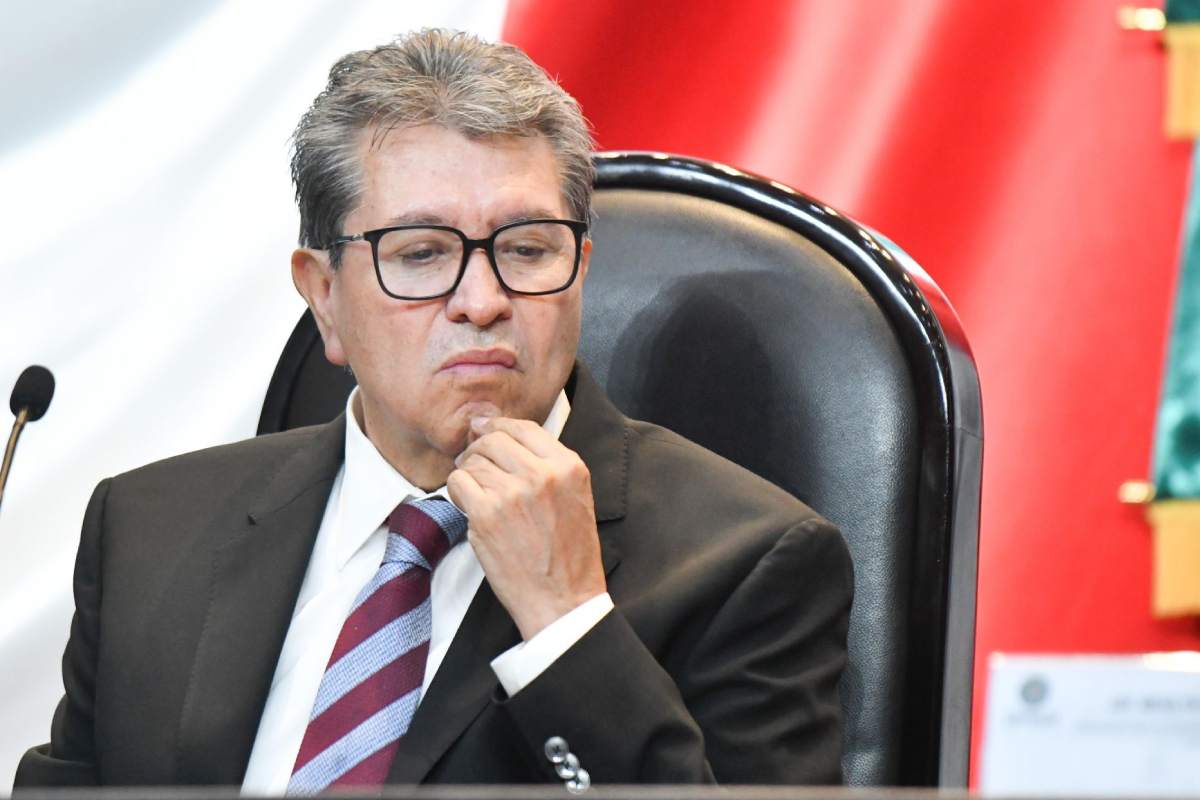 Desde San Lázaro, Ricardo Monreal señaló que la capacidad de las redes dedicadas al huachicol fiscal logró corromper a los elementos militares desplegados en los puntos de vigilancia federales.