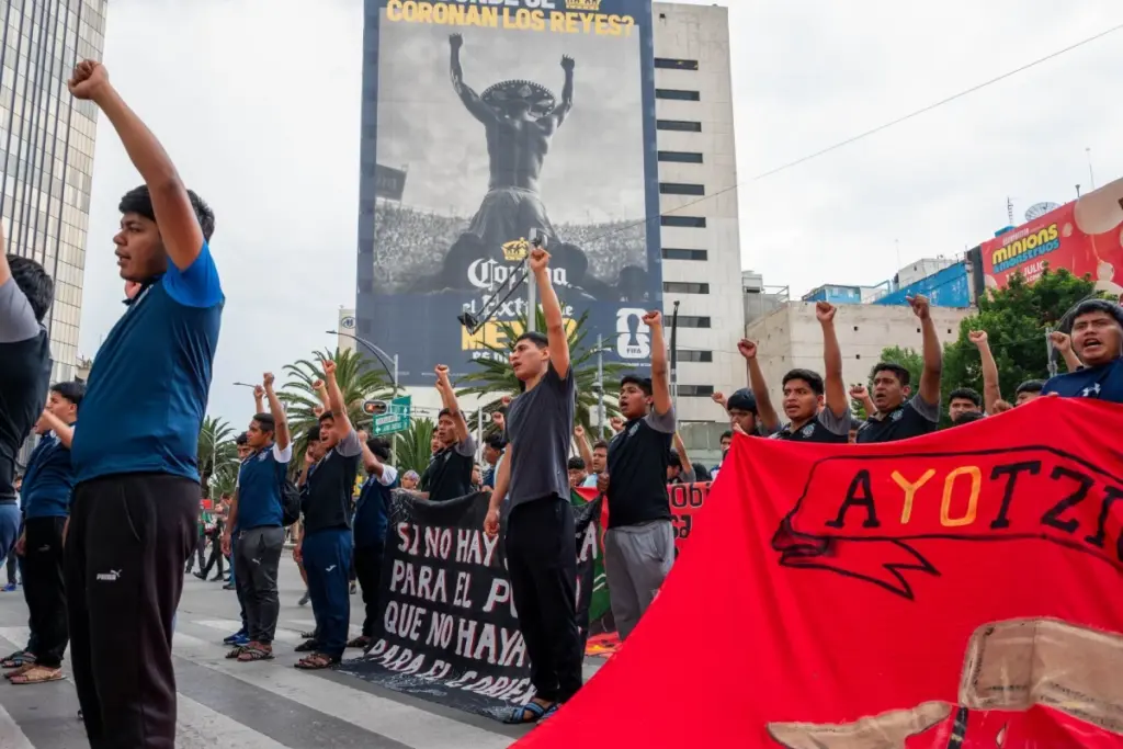 En dos meses se cumplen 12 años de la desaparición de los 43 normalistas de Ayotzinapa. 