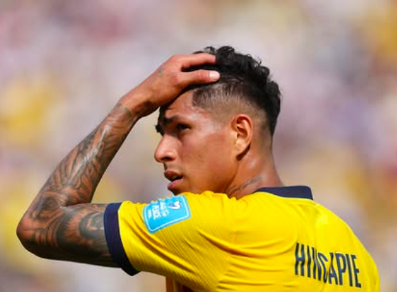 Racismo y discriminación en el futbol: ¿qué es la Ley Prestianni-Vinícius y por qué sanciona a jugadores por taparse la boca?