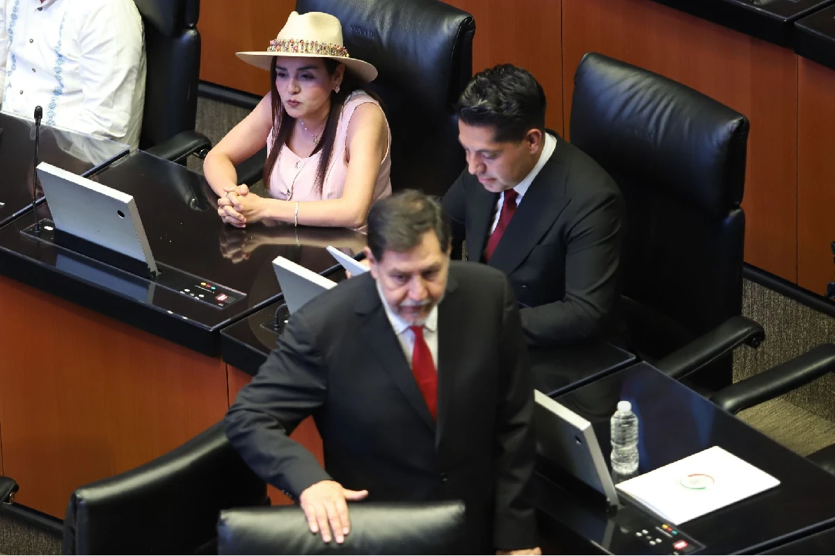 Sancionan a Noroña por violencia política de género contra Grecia Quiroz; rechazan su inmunidad parlamentaria