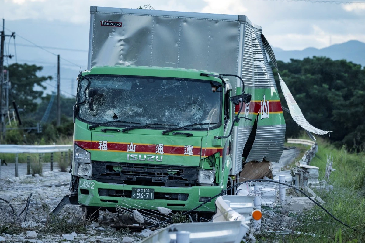 terremoto-japon-muertos-rescate-bajo-escombros.webp
