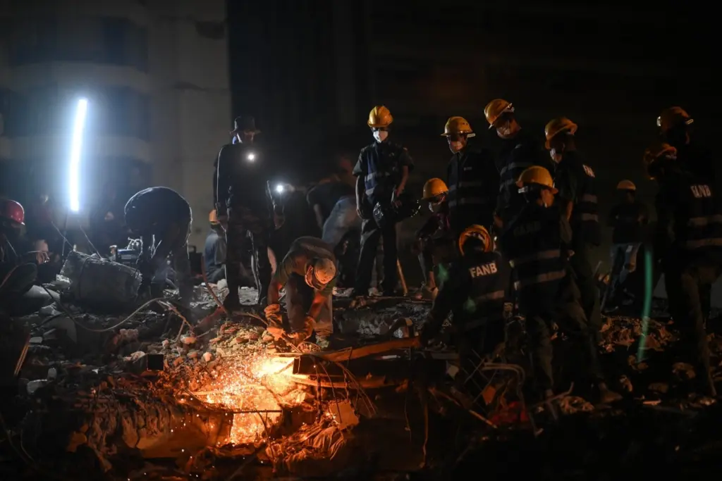 El conteo de fallecidos por los terremotos ha llegado casi a los 5 mil.