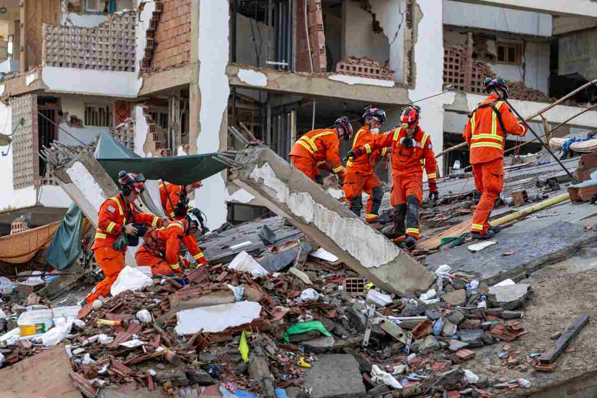 una-semana-despues-sismos-venezuela-busca-sobrevivientes-3